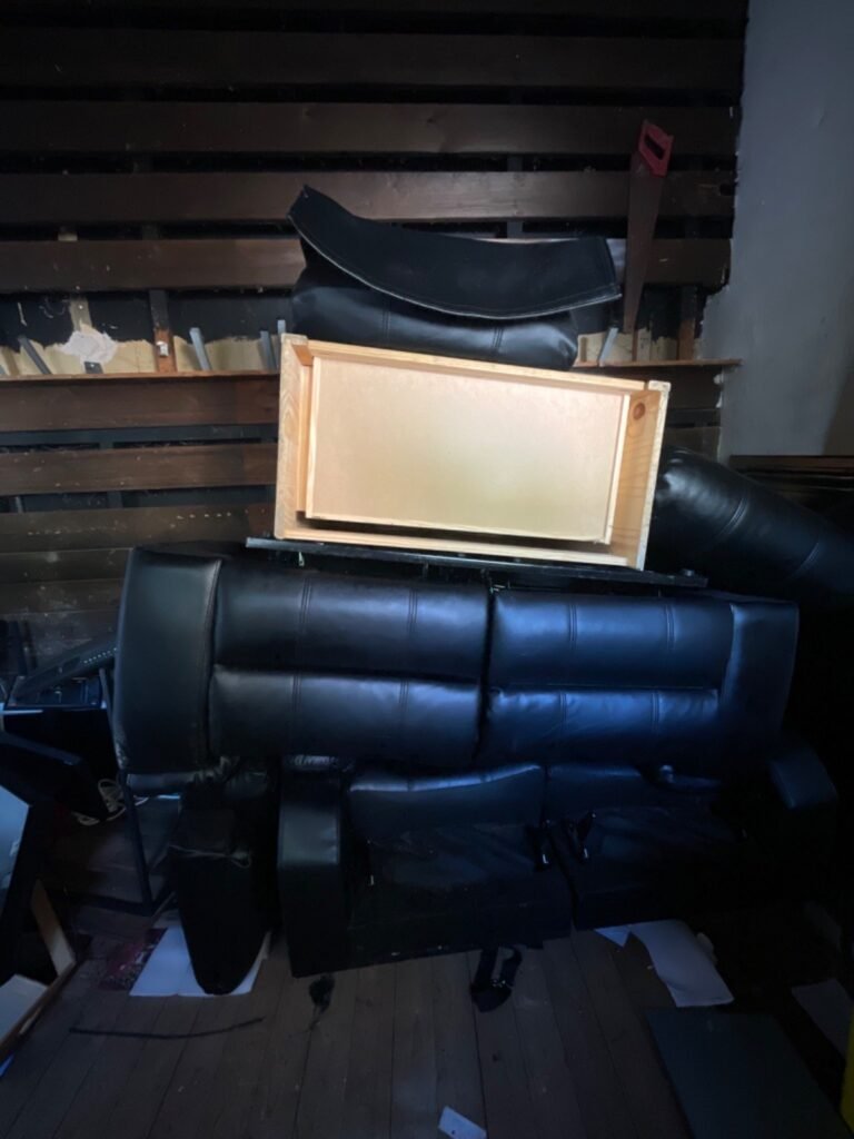 Pick-up: sofa and furniture move by Kruze, Leeds LS5